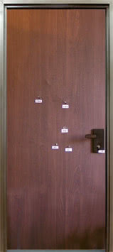 Металеві двері (Бронедвері) куленепробивні Ізраїльського виробництва фірми Mul-t-lock-Мультілок